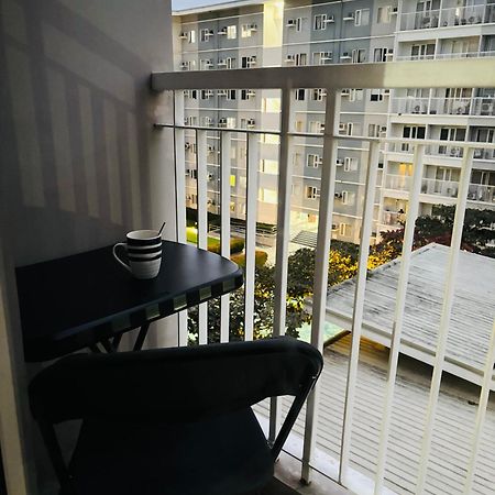 Trees Residences - Tower 11 1Br With Balcony Manila Exterior foto